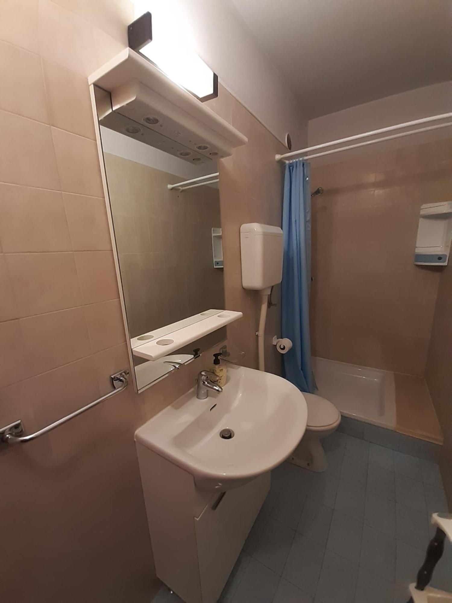 Apartments Cebalo - Ekonomija Korcula Town Room photo